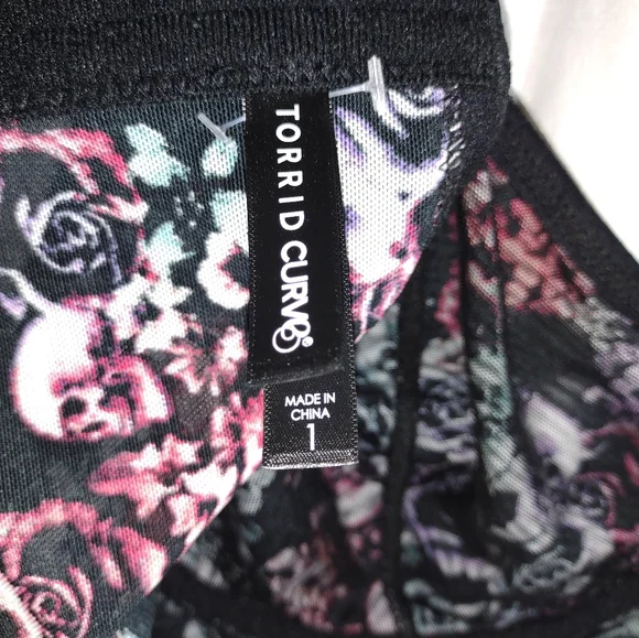 Skull & Roses Mesh Bra NWOT fr Torrid NEW - Picture 3 of 11